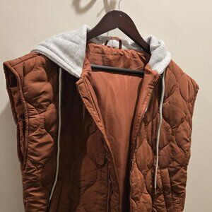 Women's Casual padded vests. Style with hood. Outdoor.